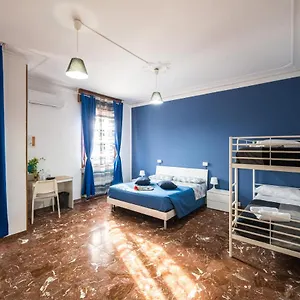  Konukevi Vecchi İtalya